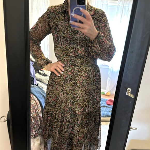 Gorgeous printed dress from Misa - Picture 1 of 5